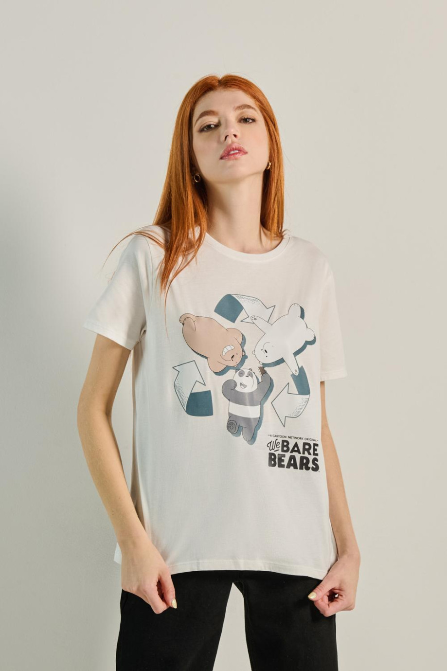Camiseta unicolor con cuello redondo y diseño de Osos Escandalosos