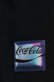 Camiseta negra manga corta con diseño de Coca-Cola