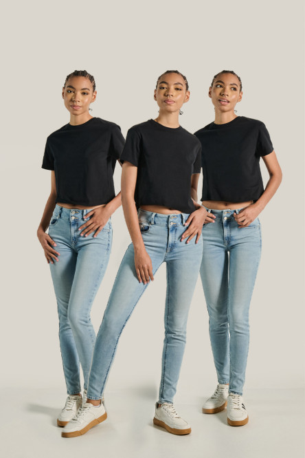 Pack X3 de camisetas crop top negras con manga corta