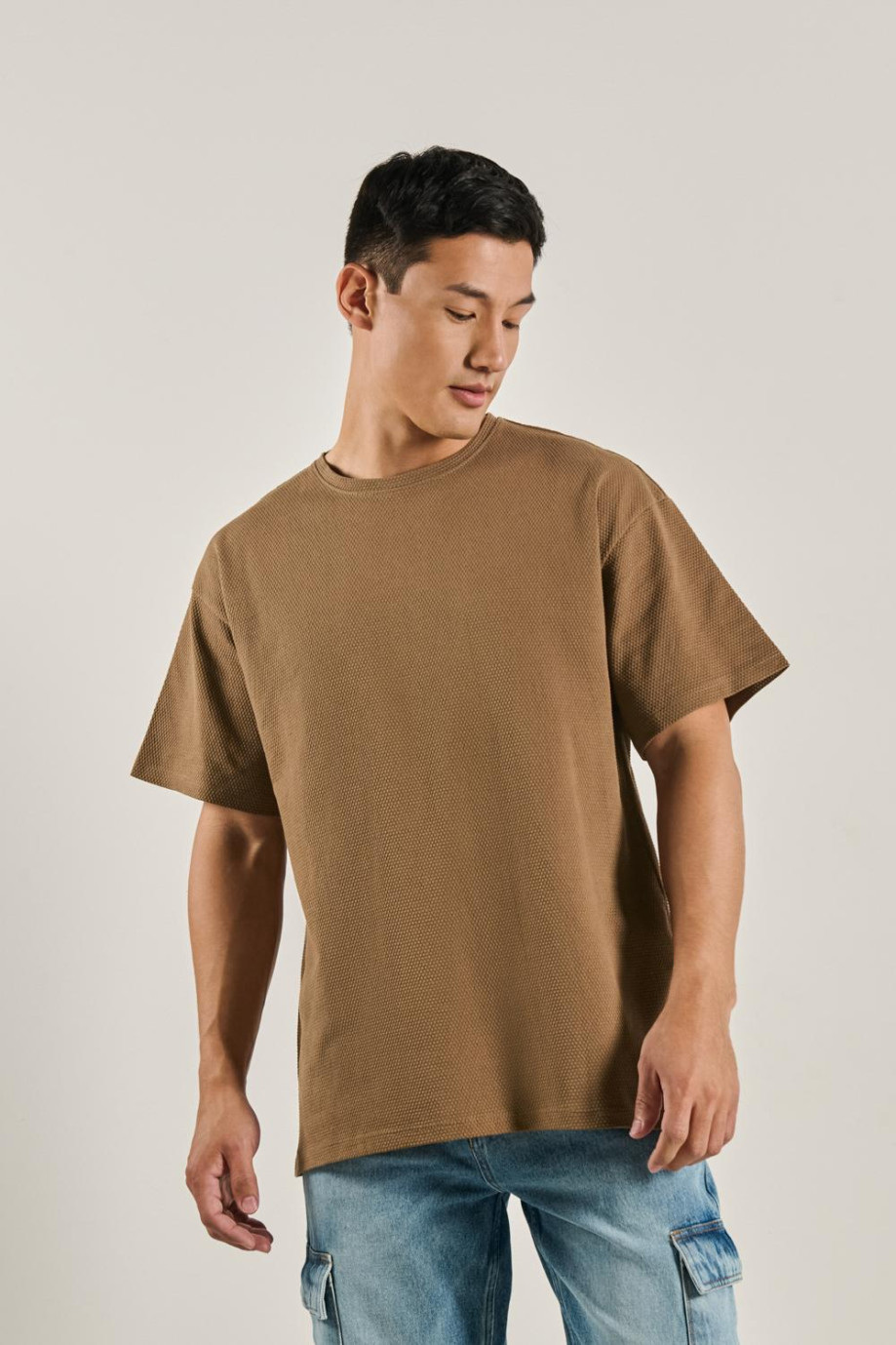 Camiseta manga corta oversize con textura.