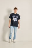 Camiseta oversize unicolor con diseño college de Chicago