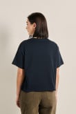 Camiseta azul intensa crop top con diseño de Escandalosos