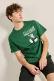 Camiseta verde oscura con manga corta y diseño de Popeye