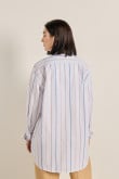 Blusa oversize a rayas unicolor con manga larga