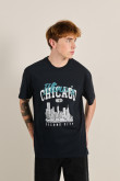 Camiseta oversize unicolor con diseño college de Chicago