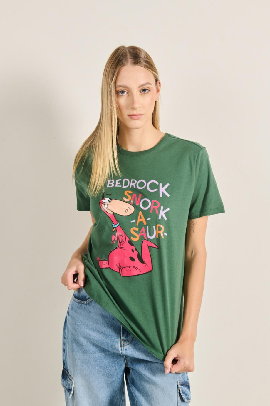 Camiseta unicolor con diseño de Los Picapiedra y manga corta
