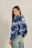 Buzo unicolor tie dye crop top estampado con capota