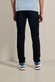 Jean skinny ajustado azul intenso con bolsillos y tiro bajo