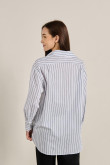 Blusa oversize a rayas unicolor con manga larga