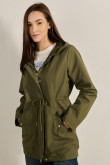 Chaqueta unicolor parka con capota y cintura ajustable