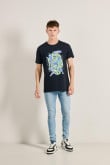 Camiseta unicolor cuello redondo con arte de Rick and Morty