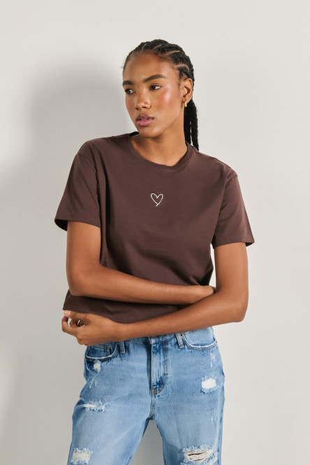 Camiseta crop top unicolor con diseño minimalista