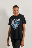 camiseta-crop-top-manga-corta-de-la-nasa