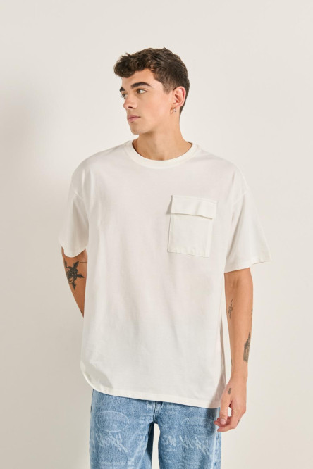 Camiseta oversize unicolor con bolsillo y manga corta