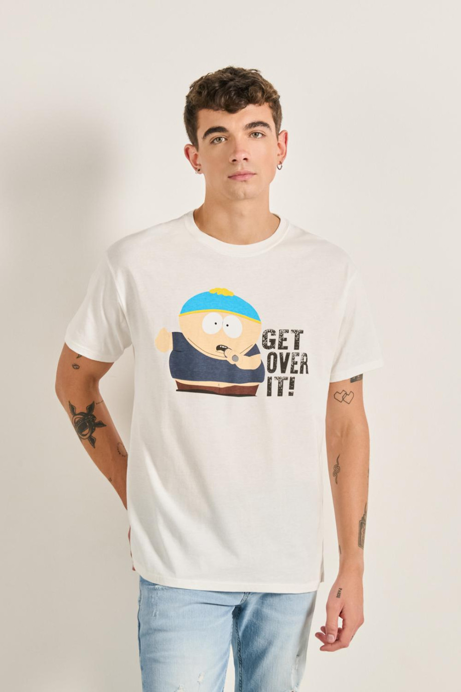 Camiseta crema clara cuello redondo con arte de South Park