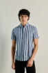 camisa-cuello-sport-en-slim-fit-con-tela-a-rayas