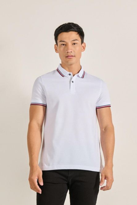 Camiseta ajustada polo unicolor con manga corta y botones