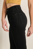 Jean jegging negro con tiro alto y ajuste ceñido