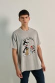 Camiseta oversize unicolor con arte de Animaniacs