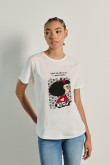 camiseta-manga-corta-con-estampado-de-mafalda-entre-flores