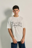 camiseta-oversize-manga-corta-con-la-frase-thanks-for-nothing-friend