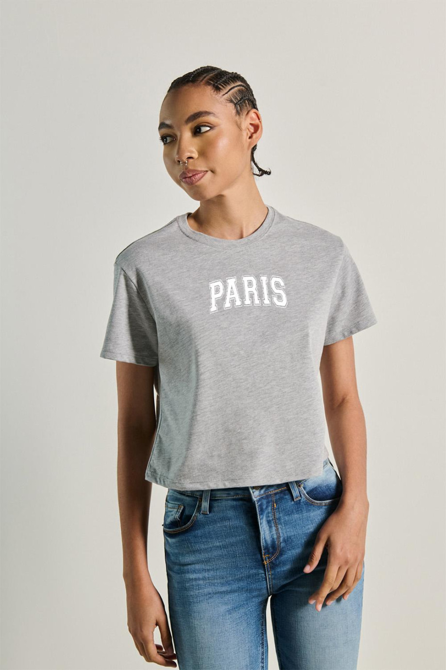 Camiseta unicolor crop top con texto college de París