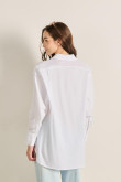 Blusa oversize blanca manga larga con cuello camisero