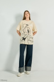 Camiseta oversize kaki manga corta con arte de Donald