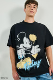 Camiseta negra oversize manga corta con diseño de Mickey