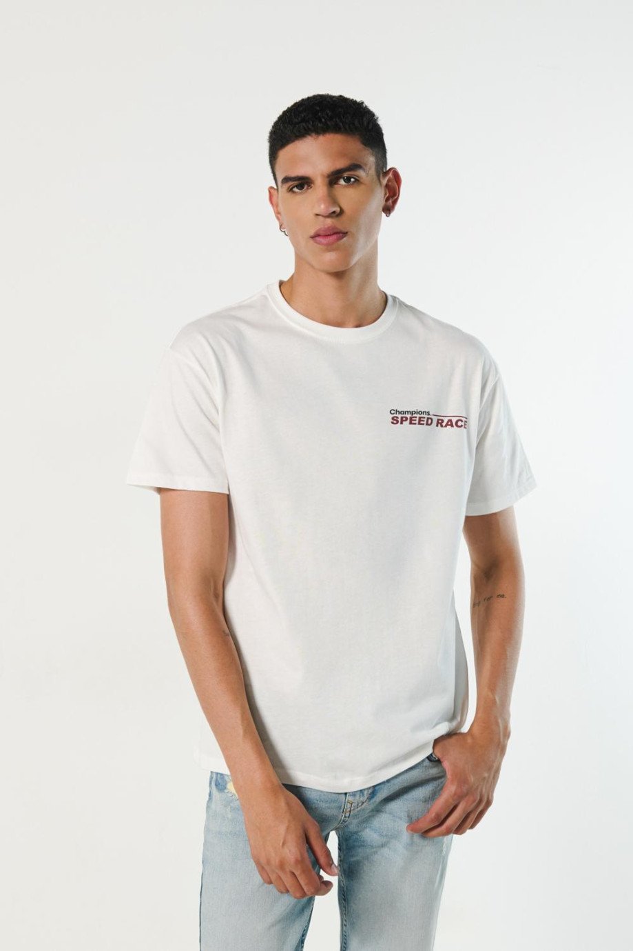 Camiseta cuello redondo unicolor con diseños racer