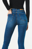 Jean jegging azul oscuro con tiro súper alto y 5 bolsillos