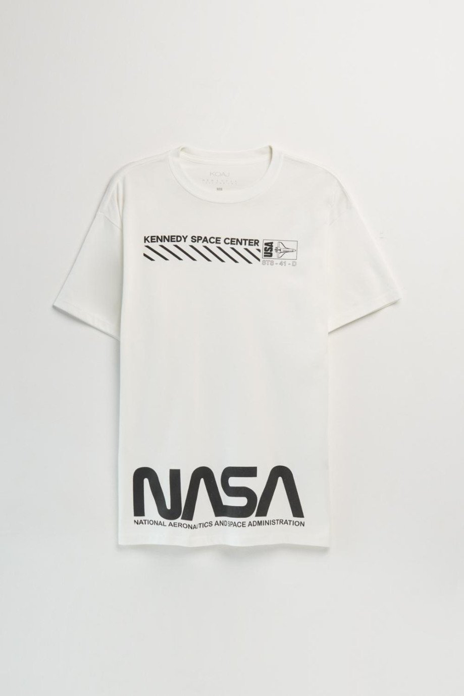 Camiseta manga corta con estampado en frente de Nasa