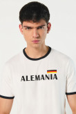 Camiseta crema manga corta con diseño college de Alemania