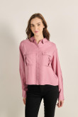 blusa-camisera-bolsillos-con-tapas-crop-manga-larga