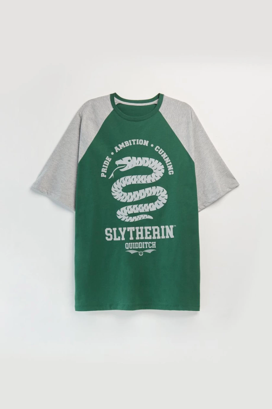 Camiseta oversize verde de Harry Potter manga ranglan corta