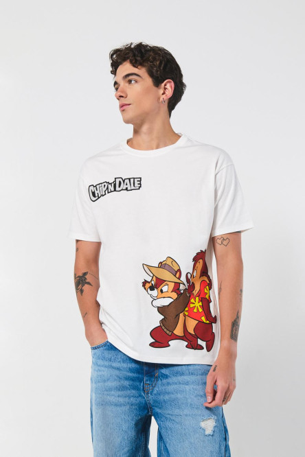 Camiseta crema cuello redondo con arte de Chip N´ Dale