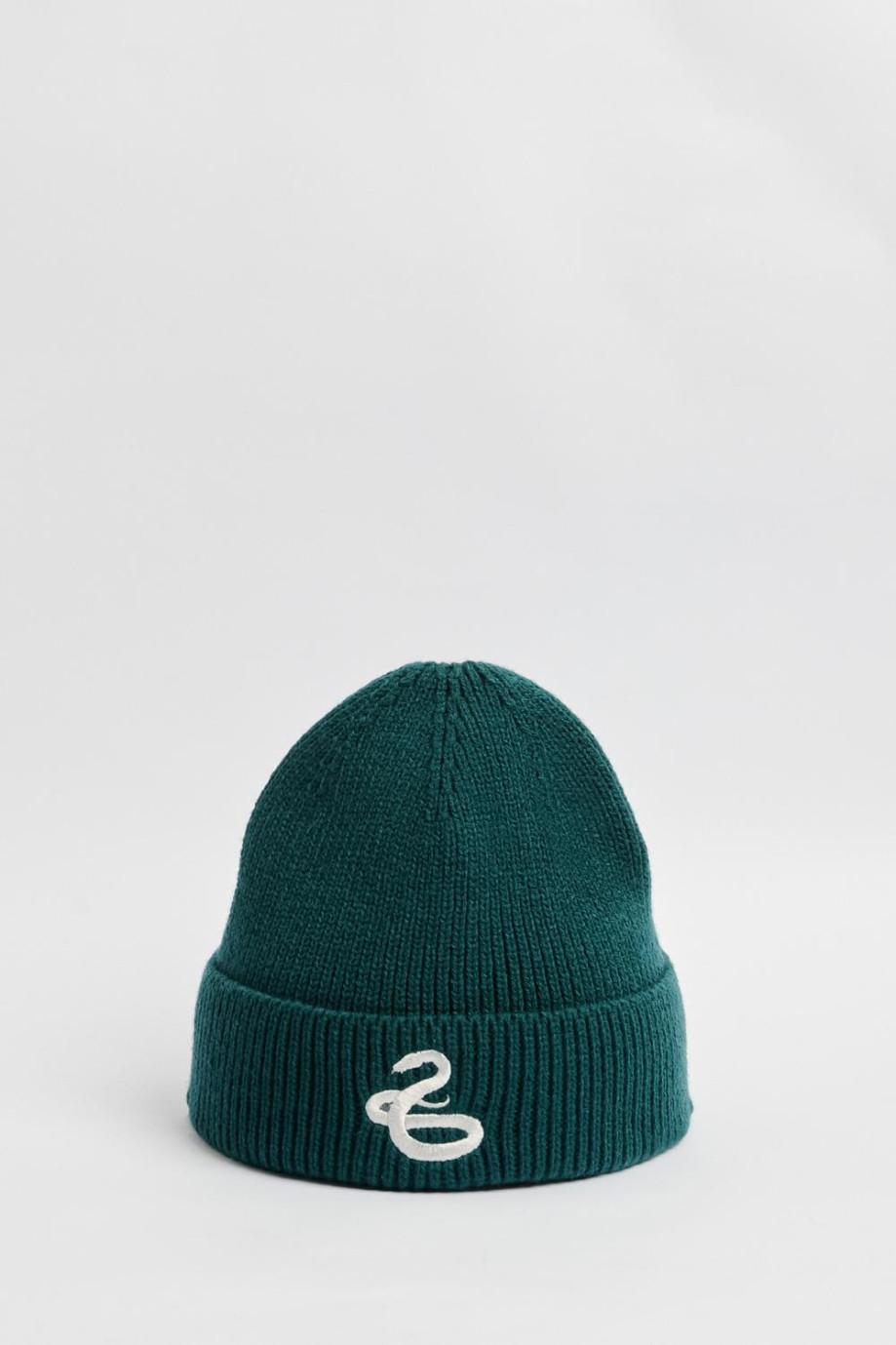 Gorro tejido harry potter color verde con bordado