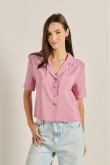 blusa-manga-corta-unicolor-con-cuello-resort-y-botones