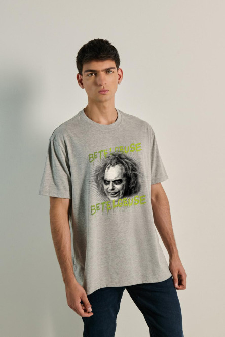 Camiseta oversize unicolor con diseño de Beetlejuice