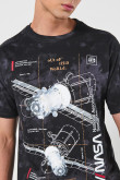 Camiseta gris tie dye manga corta con diseño de NASA