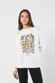 buzo-unicolor-cuello-redondo-oversize-y-diseno-animal-print