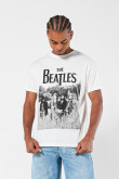 Camiseta manga corta con estampado en frente de The Beatles