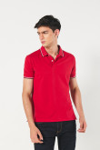 camiseta-unicolor-polo-con-rayas-en-cuello-y-punos