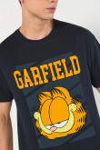 Camiseta manga corta con estampado de Garfield.