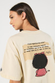 Camiseta kaki clara oversize de Mafalda con manga corta