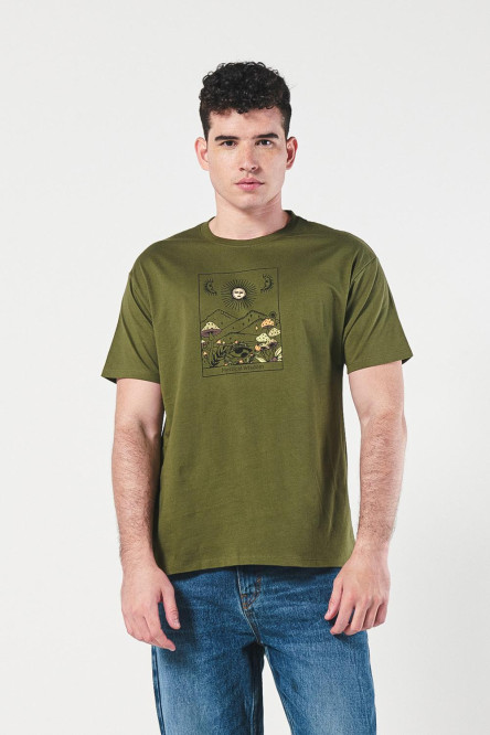 Camiseta manga corta verde oscura con estampado místico