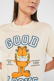 Camiseta kaki clara de Garfield con cuello redondo