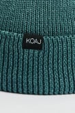 Gorro tejido verde oscuro con doblez sencillo