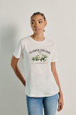 camiseta-manga-corta-con-estampado-de-estampado-de-flores