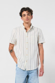 camisa-a-rayas-en-slim-fit-manga-corta